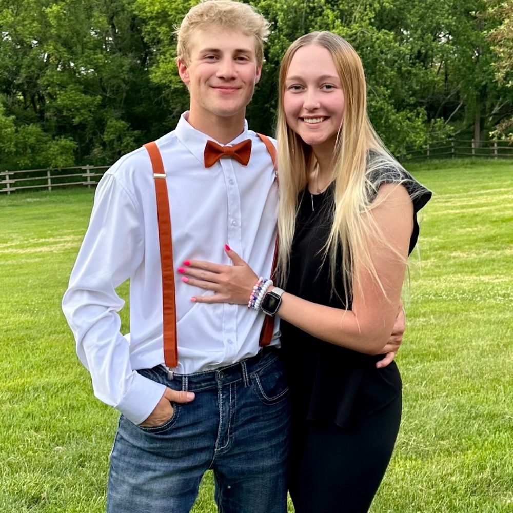 Meet your Posher, Ella